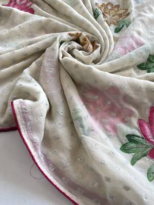 Beige georgette printed saree with floral print 2
