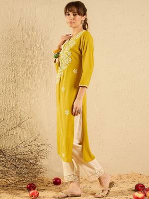 Yellow women floral kurta 5
