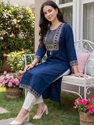 Blue women ethnic motifs embroidered thread work floral kurta 5