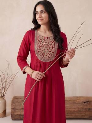 Maroon women embroidered gotta patti kurta 2