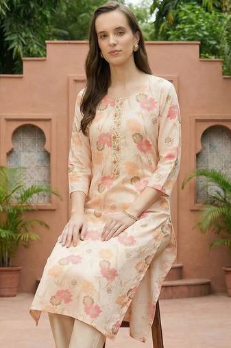 Cream women floral printed thread work floral kurta