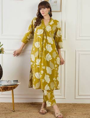 Mustard women floral printed cotton kurta with trousers 1