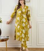 Mustard women floral printed cotton kurta with trousers