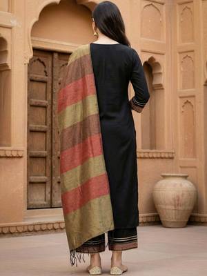 Black women ethnic motifs regular liva kurta with palazzos & with dupatta 4