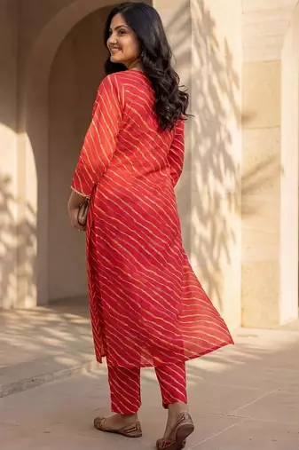 Red women leheriya printed mirror work kurta