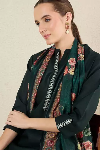 Green women embroidered regular kurta with trousers &  dupatta