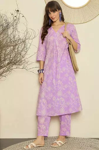 Lavender floral printed v-neck a-line pure cotton kurta with trousers