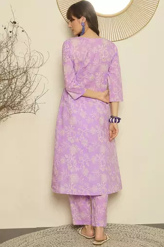Lavender floral printed v-neck a-line pure cotton kurta with trousers