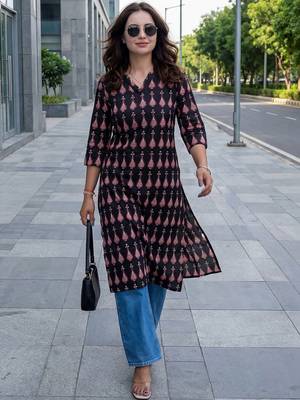 Black women ethnic motifs printed kurta 2