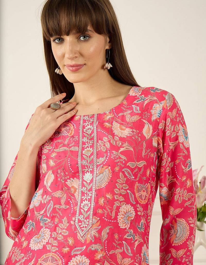 Pink floral printed cotton thread work straight kurta