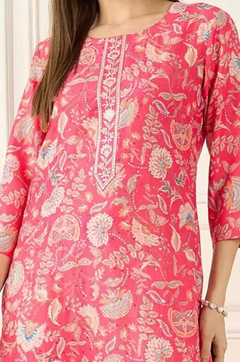 Pink floral printed cotton thread work straight kurta