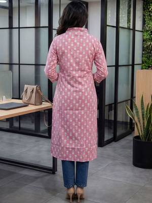Pink floral printed cotton straight kurta 4