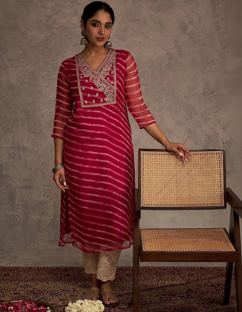 Pink women leheriya printed georgette kurta