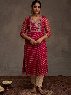 Pink women leheriya printed georgette kurta 5