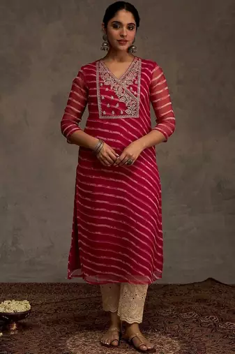 Pink women leheriya printed georgette kurta