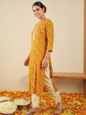 Mustard women bandhani embroidered sequinned kurta 3