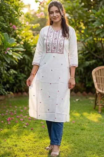 White women floral embroidered thread work kurta