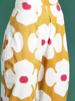 Mustard women printed pleated cotton kurta with trousers 4