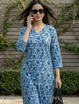 Blue women floral printed floral kurta 2