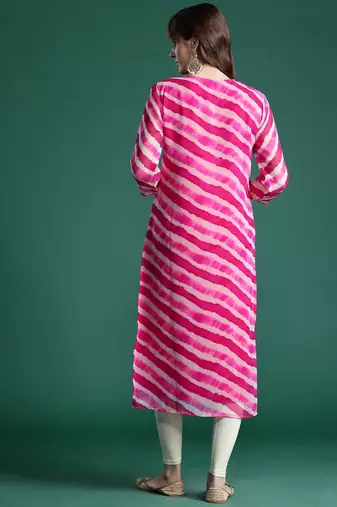 Pink leheriya printed gotta patti detailed embroidered georgette kurta