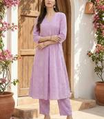 Lavender women floral printed regular pure cotton kurta with trousers