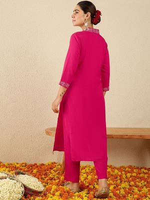 Pink women ethnic motifs embroidered sequinned straight kurta with trousers 5