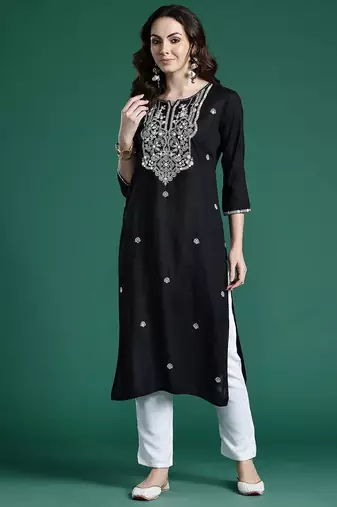 Black floral embroidered kurta