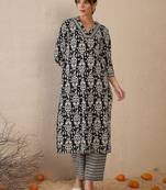Black women printed cotton kurta with trousers