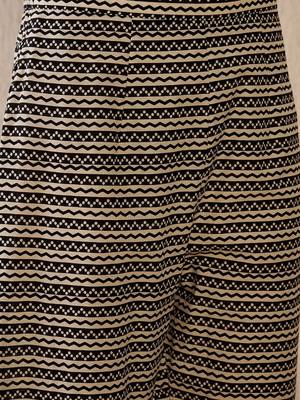 Black women printed cotton kurta with trousers 4