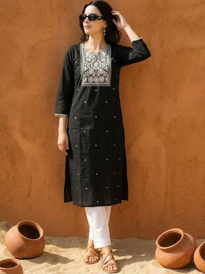 Black women ethnic motifs embroidered thread work kurta 5