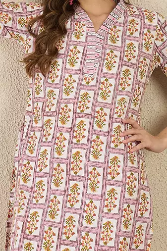 Lavender women floral printed regular pure cotton kurta with trousers