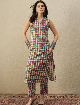 Multicolor women printed multicolor color cotton kurta with trousers 4