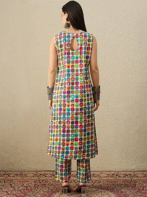 Multicolor women printed multicolor color cotton kurta with trousers 5