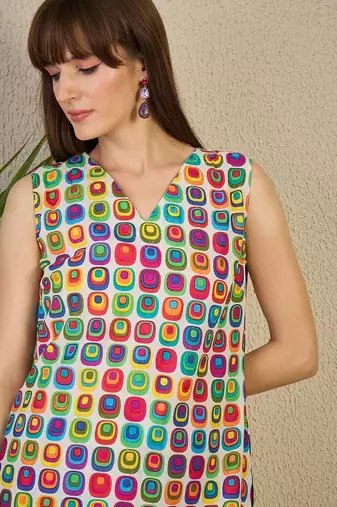 White women printed regular multicolor color pure cotton kurta with trousers