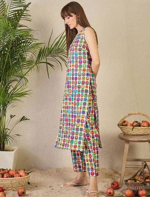 White women printed multicolor color cotton kurta with trousers 3
