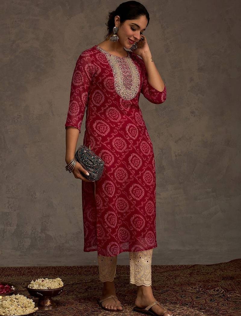 Pink women bandhani printed sequinned georgette kurta