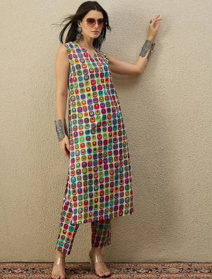 White women printed multicolor color cotton kurta with trousers 2