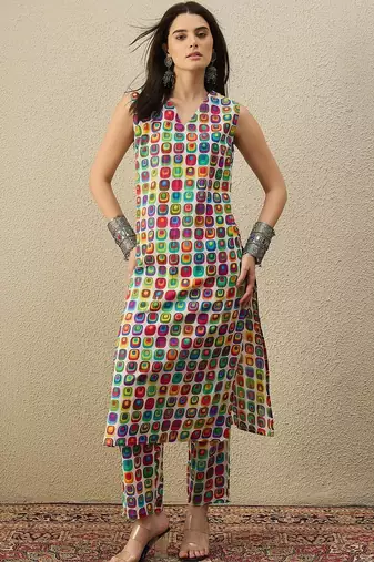 White women printed regular multicolor color pure cotton kurta with trousers