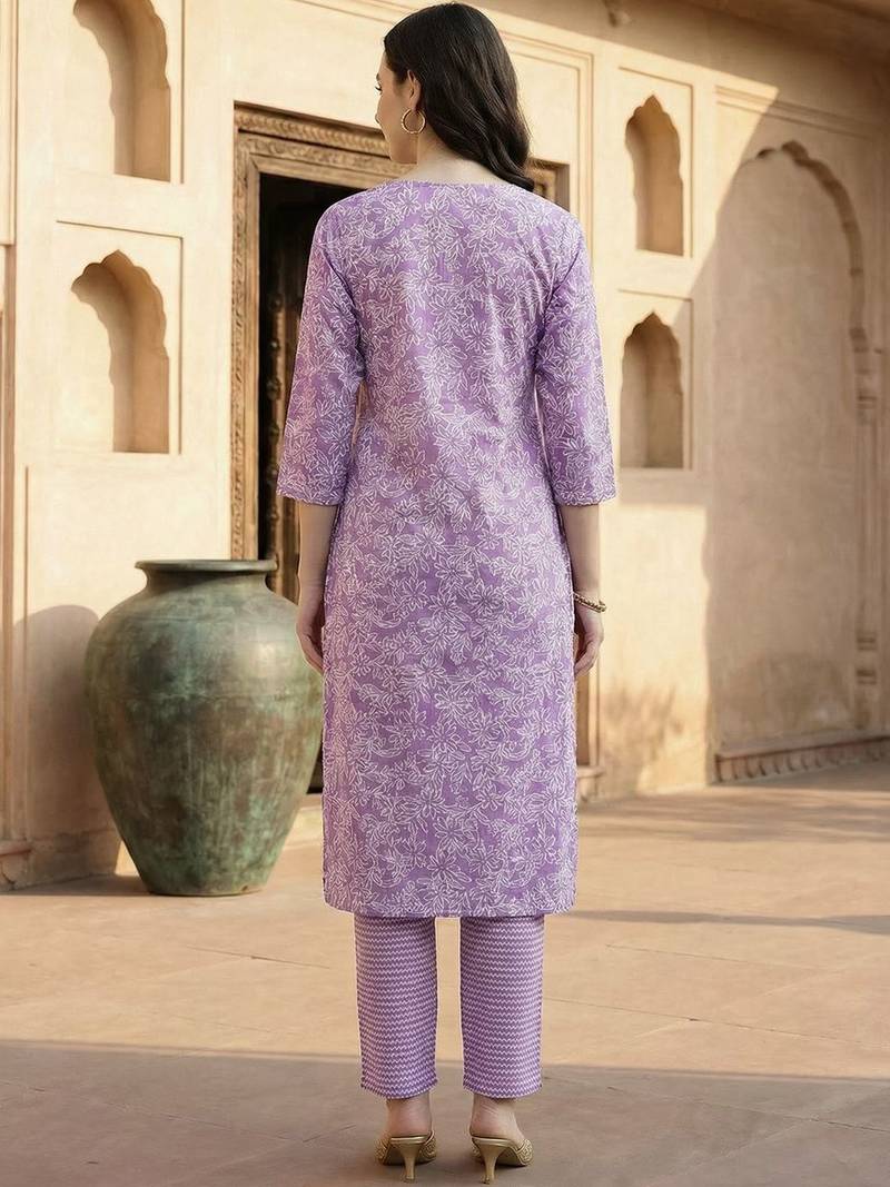 Lavender women floral printed regular pure cotton kurta with trousers & with dupatta