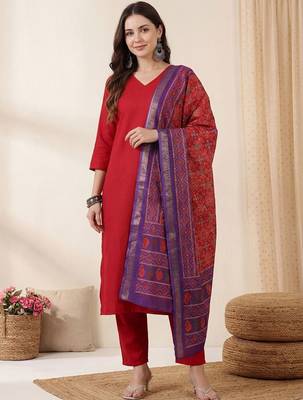 Red women kurta with trousers & with dupatta 1
