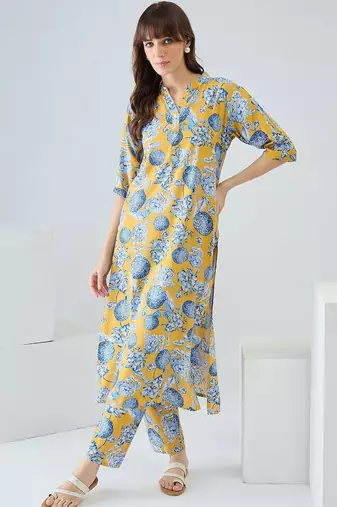 Yellow women floral printed regular kurta with trousers