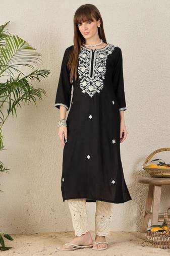 Black floral embroidered thread work round neck straight kurta