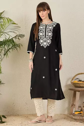Black floral embroidered thread work round neck straight kurta