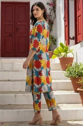 Multicolor women floral printed regular pure cotton kurta with trousers