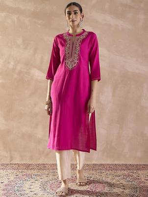 Pink floral embroidered zari work straight kurta 3