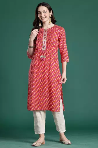 Pink women leheriya printed kurta