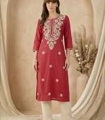 Maroon women floral embroidered thread work kurta