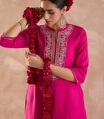 Pink floral embroidered straight zari work kurta
