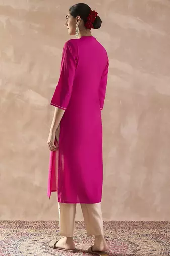 Pink floral embroidered straight zari work kurta