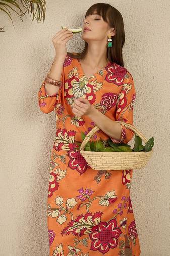 Orange floral screen printed v-neck straight kurta with trousers